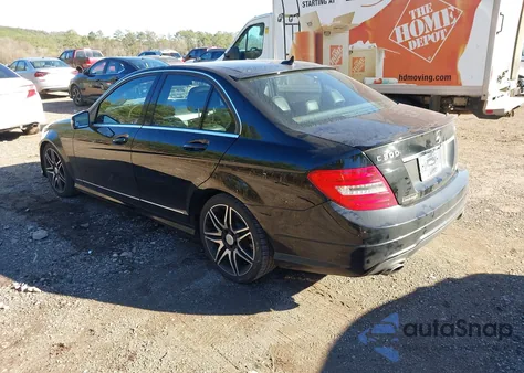 2013 Mercedes-Benz C 300 Sport 4Matic from USA, damaged, VIN WDDGF8AB2DR255543